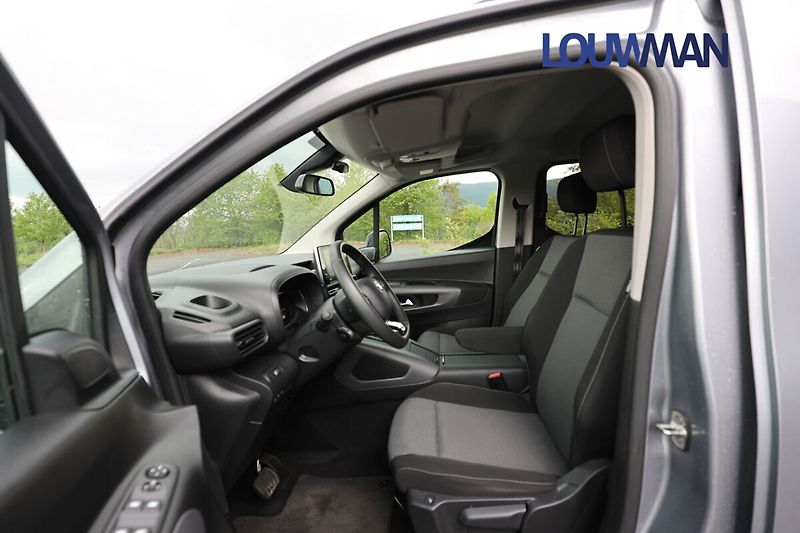 Toyota ProAce City Verso EV FAMILY COMFORT L2 - fotka 6 z 21