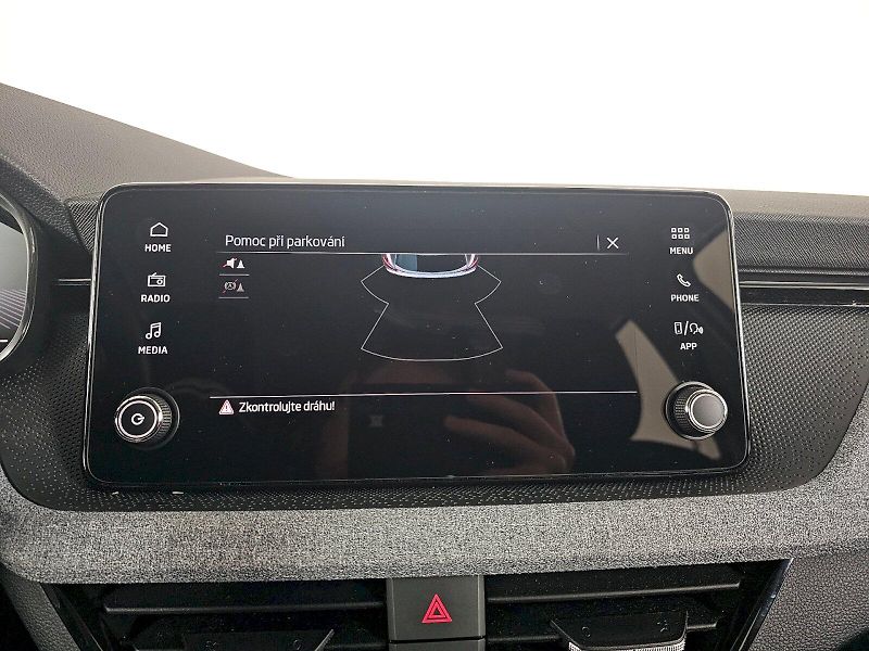 Škoda Kamiq (2025) 1.0TSI 85kW Selection - fotka 13 z 28