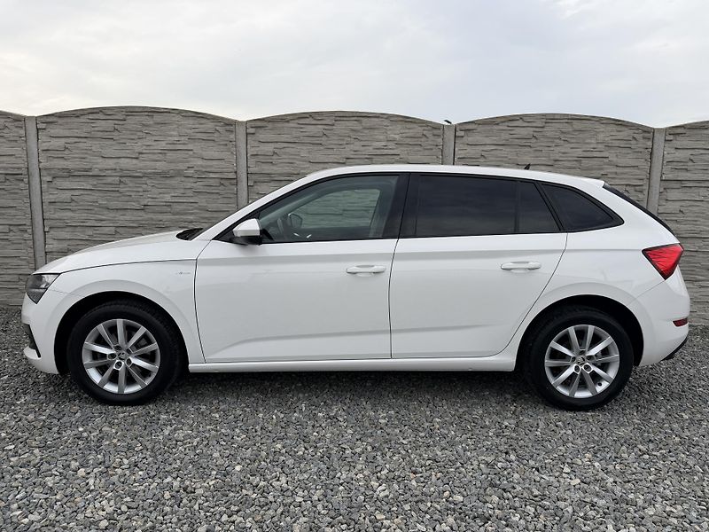 Škoda Scala 1.6TDi 115PS 6R STYLE LED STK! - fotka 1 z 153