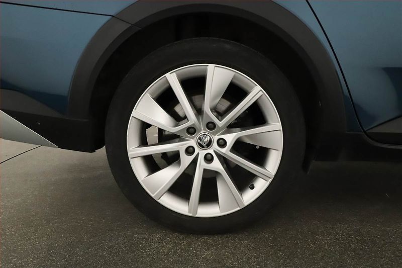 Škoda Superb (2022) Scout 2.0 TDI - fotka 20 z 20