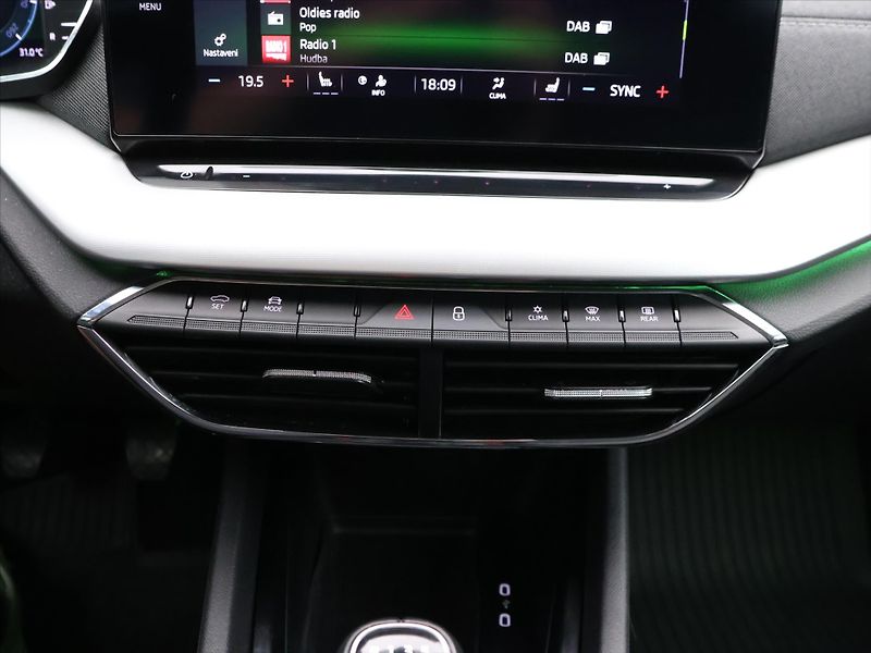 Škoda Octavia 2,0 TDI Style CZ 1.Maj. DPH - fotka 17 z 18