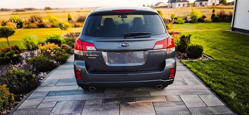 Subaru Outback 2.5 4x4 automat - fotka 40 z 64