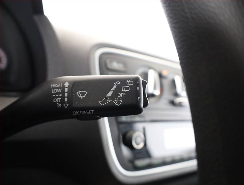 Škoda Citigo (2019) Ambition 1.0 MPI, Serv.kniha - fotka 12 z 13