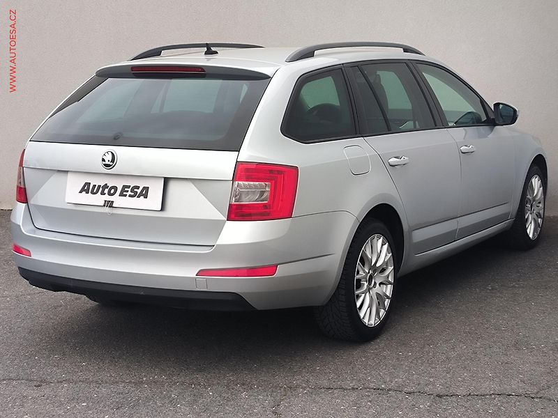 Škoda Octavia (2015) 2.0 TDi, Style, DSG - fotka 4 z 22