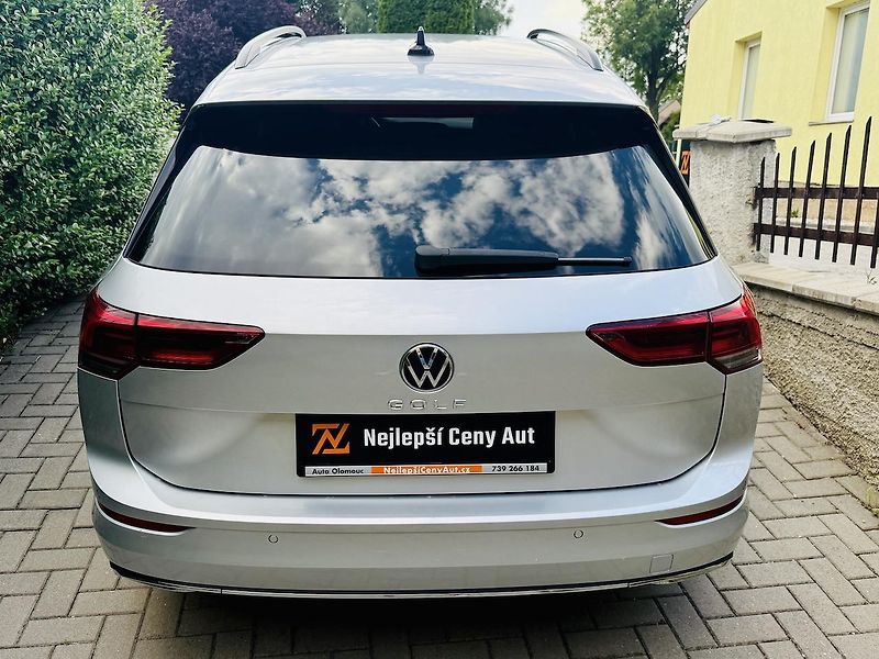 Volkswagen Golf (2022) 2,0TDi 110kW STYLE Masáž,ACC - fotka 17 z 18