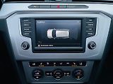 Volkswagen Passat 2.0TDI AUTOMAT VÝHŘEV SERVISKA - náhled 37