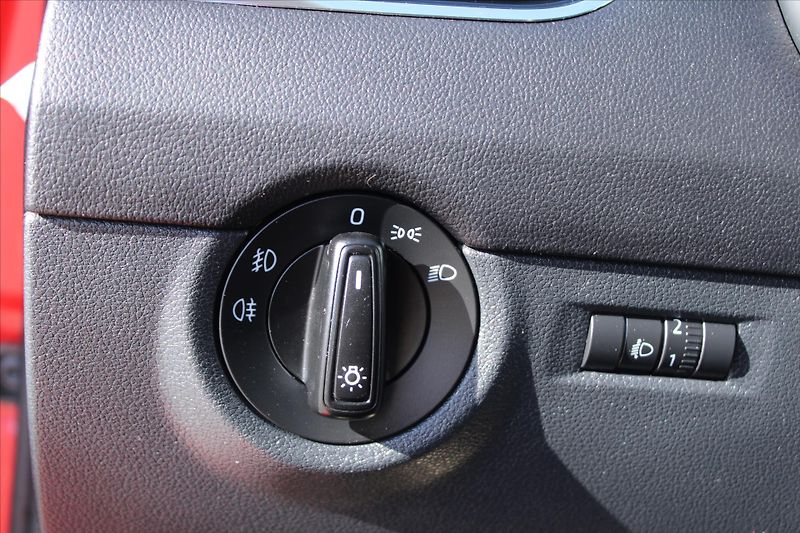Škoda Octavia 1.6TDI 77kW TAŽNÉ ZAŘ. ČR - fotka 17 z 19