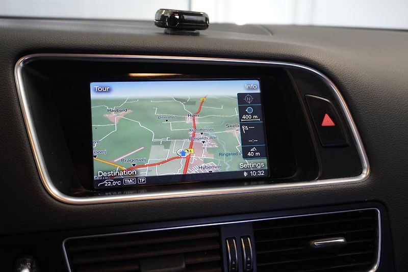 Audi Q5 3,0 TDI QUATTRO AUTOMAT - fotka 16 z 28