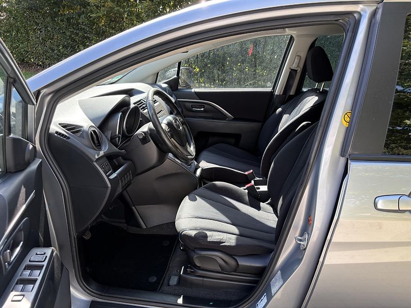 Mazda 5 2.0 Center-Line - fotka 19 z 31
