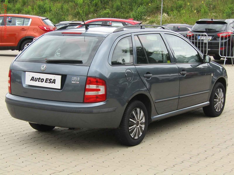 Škoda Fabia (2005) 1.2 HTP, ČR - fotka 4 z 15