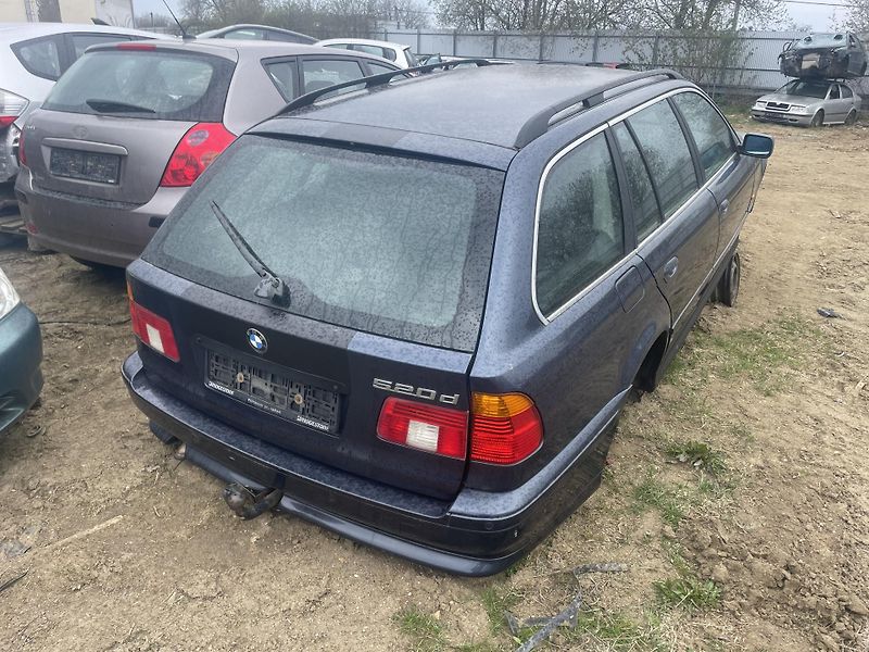 BMW Řada 5 E39 520D 100Kw NÁHRADNÍ DÍLY - fotka 3 z 6