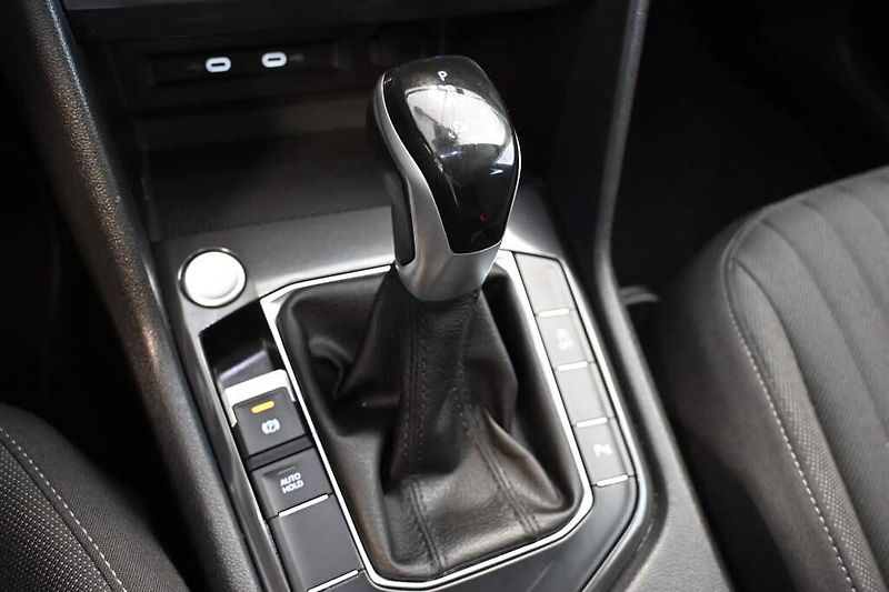 Volkswagen Tiguan Allspace (2023) 2.0 DSG LED ACC VIRTUAL LIFE T - fotka 14 z 30