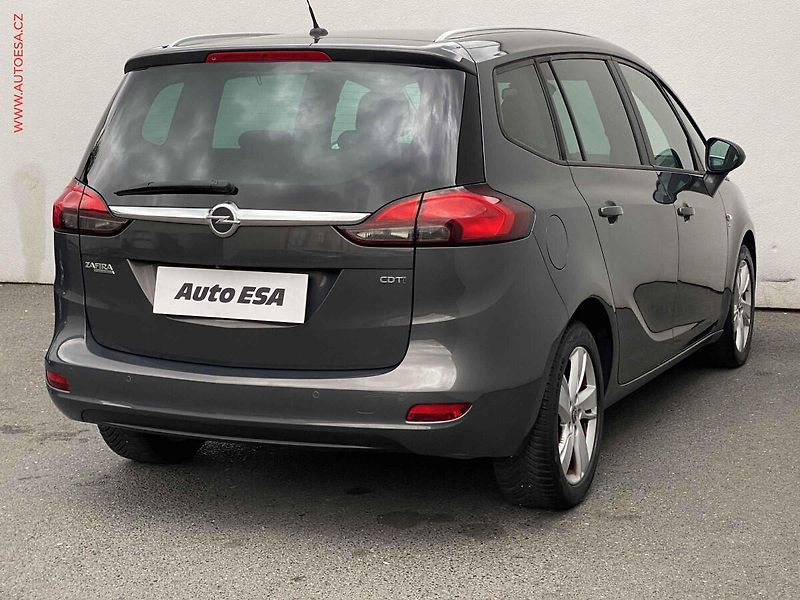Opel Zafira (2016) 1.6 CDTi, Drive, kamera - fotka 4 z 19