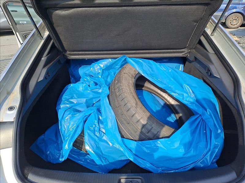 Opel Insignia 2,0 CDTi 1.MAJITEL,KOUPENO CZ - fotka 18 z 24