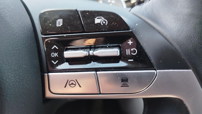Hyundai Tucson (2023) 1.6 T-GDI Plug-in-Hybrid  4x4  - fotka 19 z 34