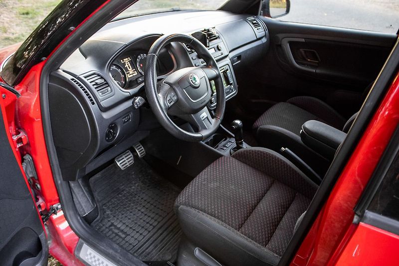 Škoda Fabia - fotka 16 z 33