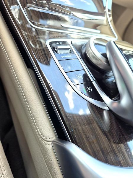 Mercedes-Benz GLC (2019) 4MATIC | 360° kamera | LED |  - fotka 12 z 34
