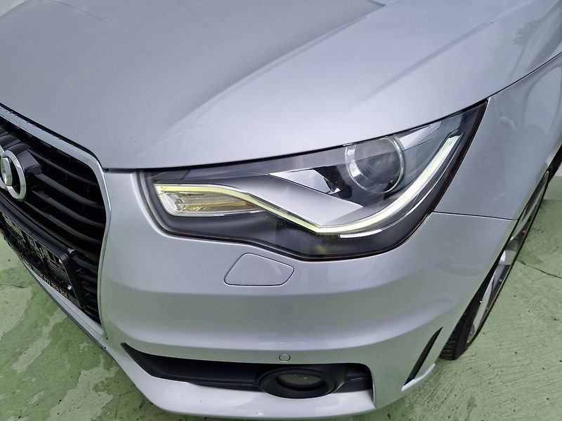 Audi A1 Ambition 1.4TFSI S-Line - fotka 31 z 34