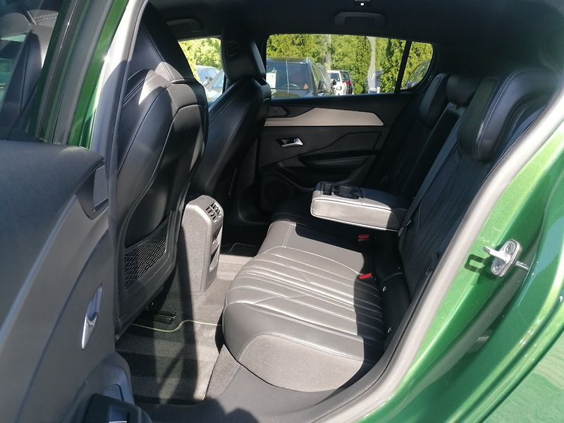 Peugeot 308 (2022) 1.5 BlueHdi GT-LINE,Focal - fotka 13 z 42