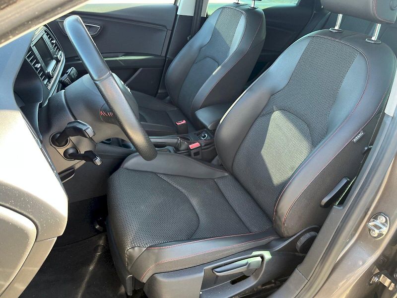 Seat Leon (2014) 1.4 TSI ST FR - fotka 17 z 24