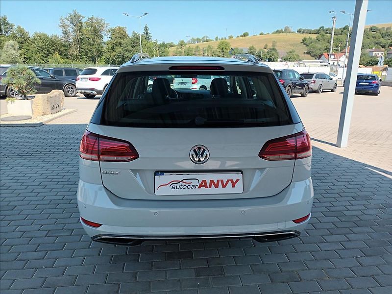 Volkswagen Golf 1,0 TSI,ČR,1MAJ,RADAR,LED,DPH - fotka 6 z 42