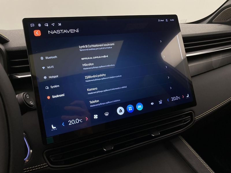Lynk & Co 01 (2025) MORE PHEV AUT CZ 1.maj - fotka 87 z 89
