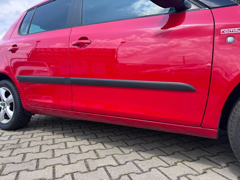 Škoda Fabia (2011) 1,2 TSI 63 KW KM STK - fotka 15 z 49