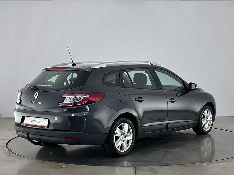 Renault Mégane AUTHENTIQUE - fotka 2 z 25