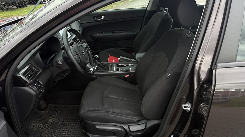 Kia Optima (2016) 1.7CRDI 104KW  - fotka 12 z 28
