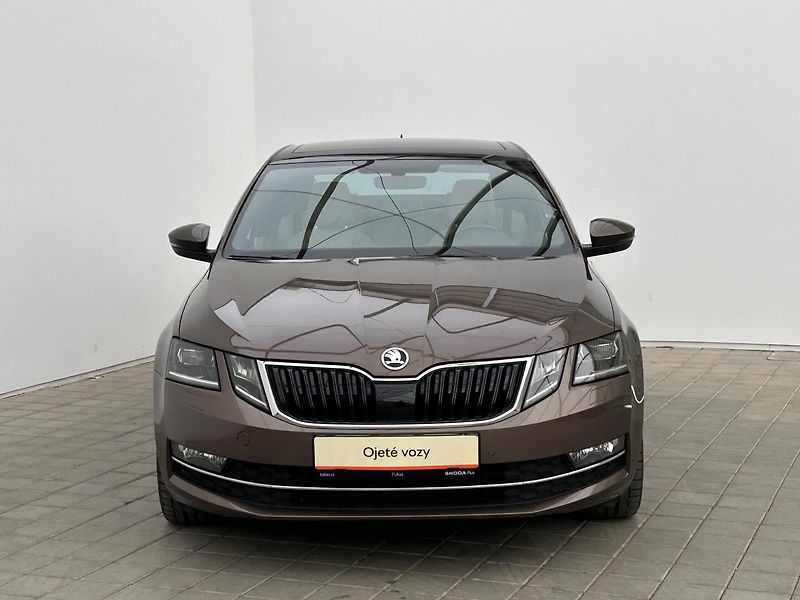 Škoda Octavia 2.0 TDI Style Plus - fotka 4 z 30