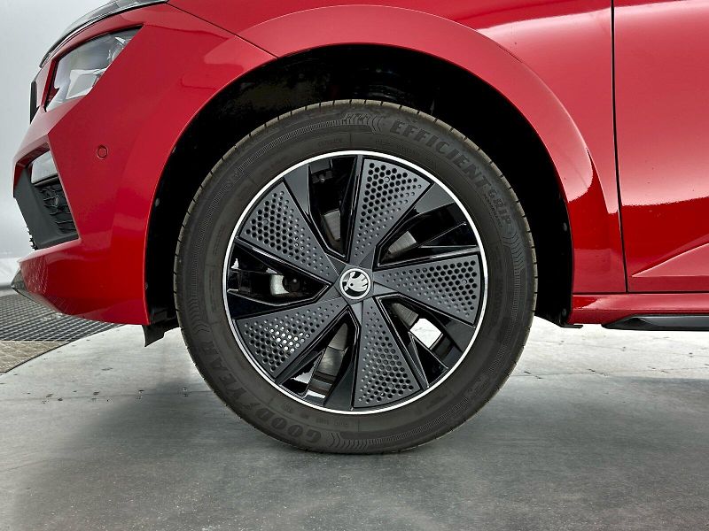 Škoda Kamiq (2025) 1.0TSI 85kW Monte Carlo - fotka 33 z 33