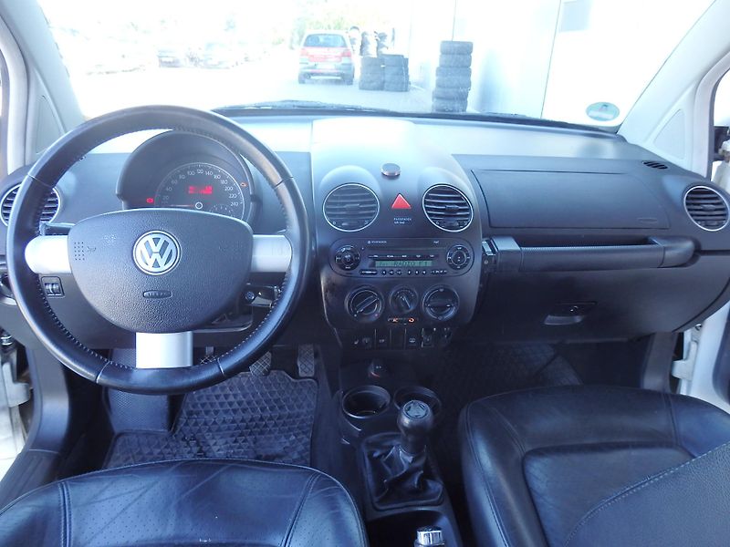 Volkswagen New Beetle 1.8T 20V 110 kW KLIMATIZACE - fotka 11 z 15