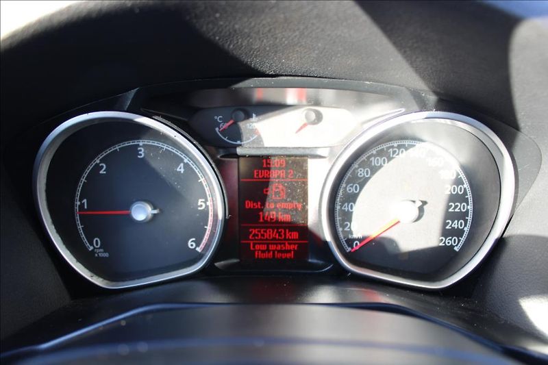 Ford Mondeo 2,0 TDCi  STK 9/27,DIG.KLIMA - fotka 18 z 26