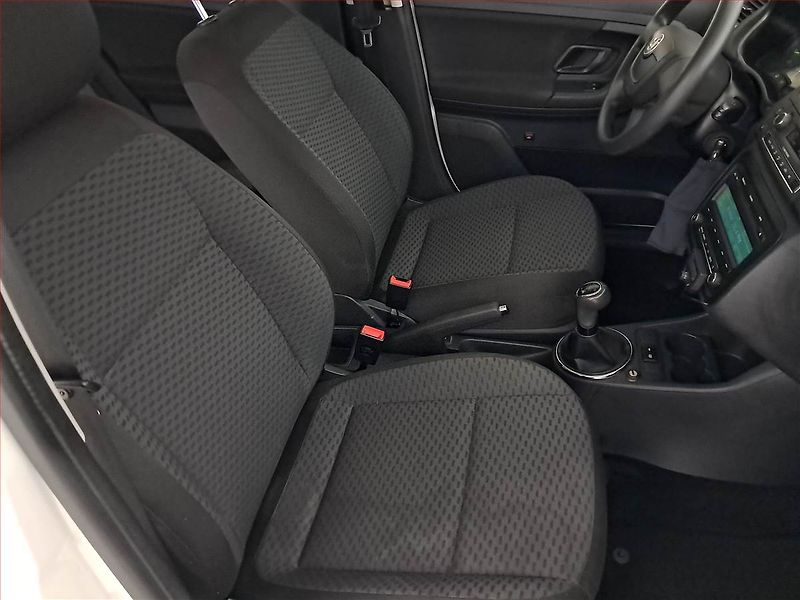 Škoda Fabia (2012) 1.2 TSI - fotka 9 z 17