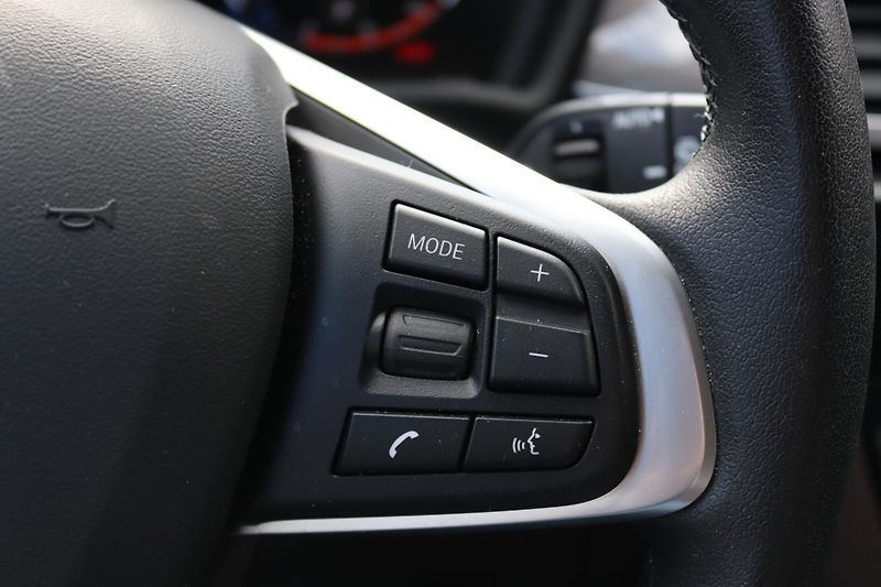 BMW X1 XDRIVE 25i F48 170kW - fotka 28 z 50