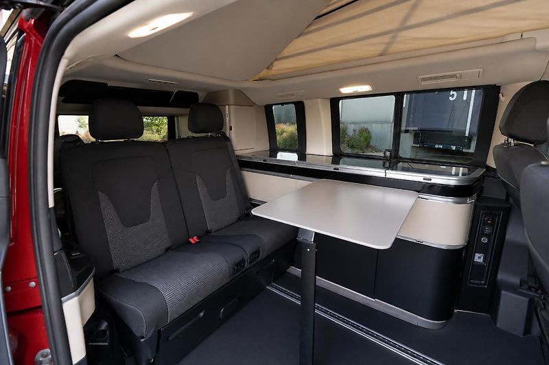 Mercedes-Benz Třídy V (2023) V 250 d Marco Polo - fotka 19 z 32
