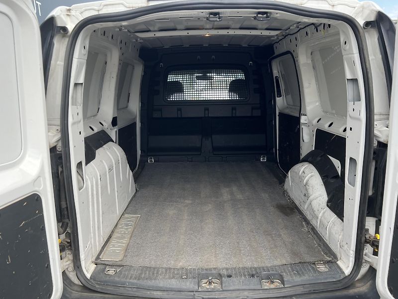 Volkswagen Caddy (2022) MAXi 2,0TDi 75kW - fotka 23 z 29