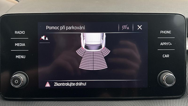 Škoda Fabia 1.0 TSI Style - fotka 12 z 23
