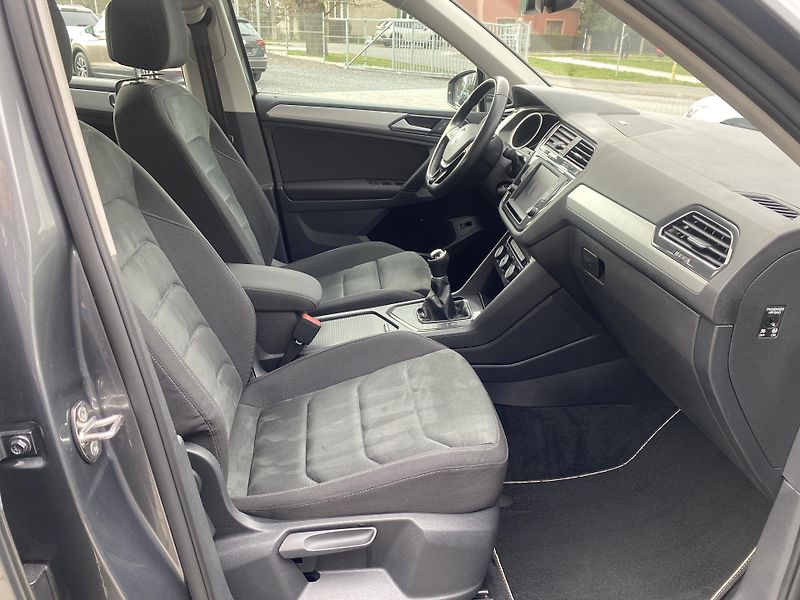 Volkswagen Tiguan 1.4 TSI 92kW - 1xMAJ.-ALU-PDC - fotka 37 z 41