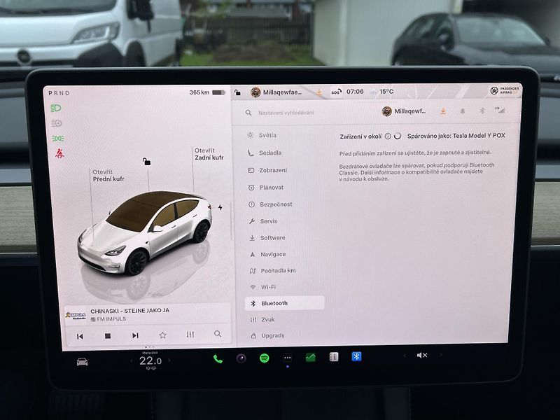 Tesla Model Y LONG RANGE DUAL MOTOR  TZ 92% - fotka 41 z 56