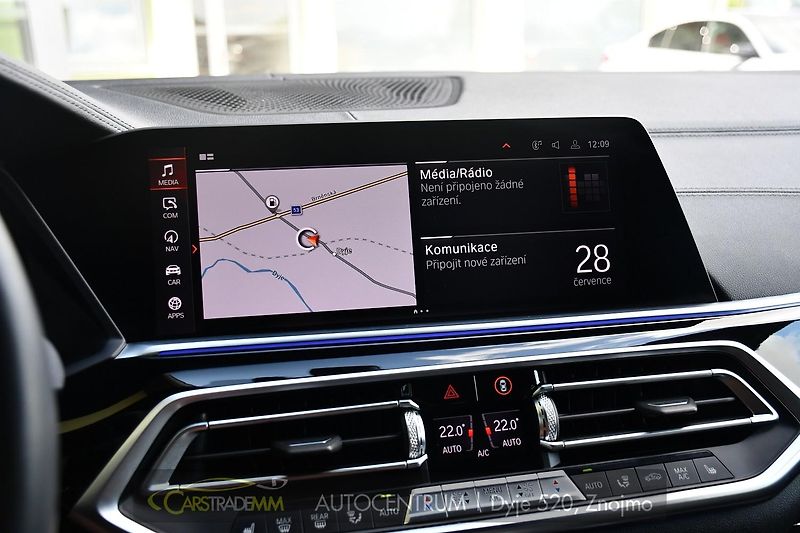 BMW X5 M50d xD M-SPORT HUD ČR 1M - fotka 36 z 67