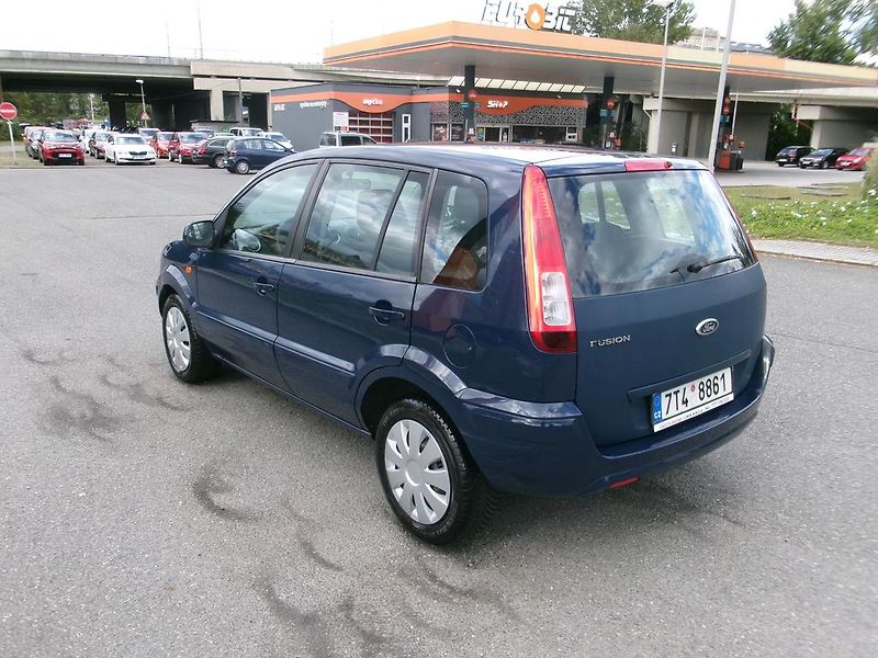 Ford Fusion (2011) 1.4 KOUPENO ČR,1.MAJITEL - fotka 3 z 10
