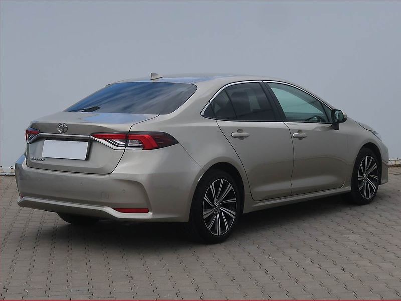 Toyota Corolla (2023) 1.5 VVT-i, Serv.kniha, Navi - fotka 5 z 19