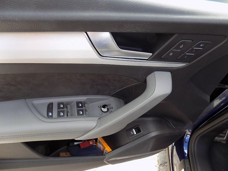 Audi SQ5 3,0 255 KW B&O, SLINE, TOP!!!! - fotka 38 z 44