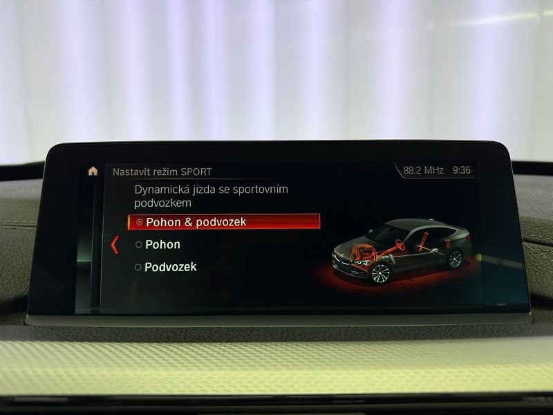 BMW Řada 3 320d GT xDrive M-PAKET, LED, A - fotka 21 z 28