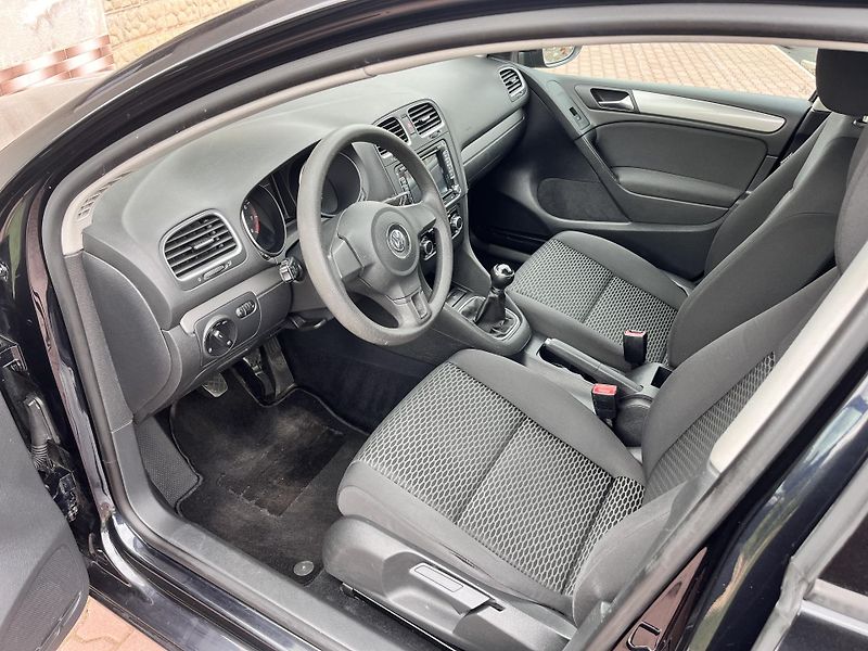 Volkswagen Golf 1.4 59KWMPI,NAVI,DVD,TZ,2xKOLA - fotka 10 z 45