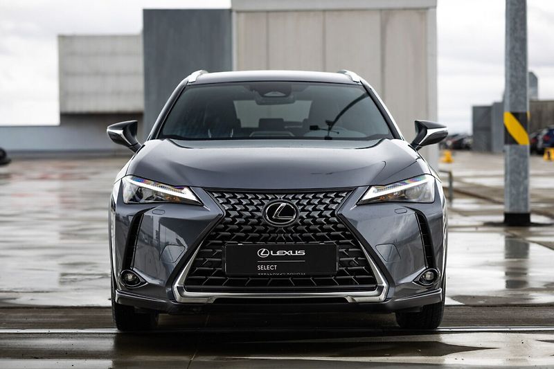 Lexus UX 300h 300H 2,0 HEV BUSINESS TECH - fotka 3 z 30