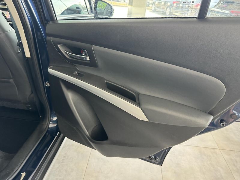 Suzuki SX4 S-Cross (2018) 1,4T 4x4 PizSulai Navigace  - fotka 21 z 33