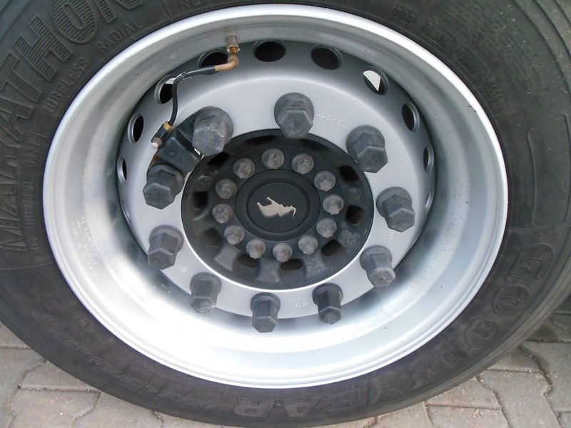 Schmitz SCB LowDeck, Roztahovací zadní - fotka 5 z 20