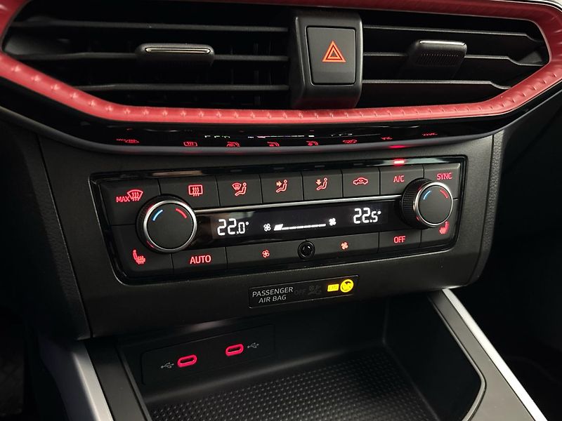 Seat Arona FR - fotka 19 z 27